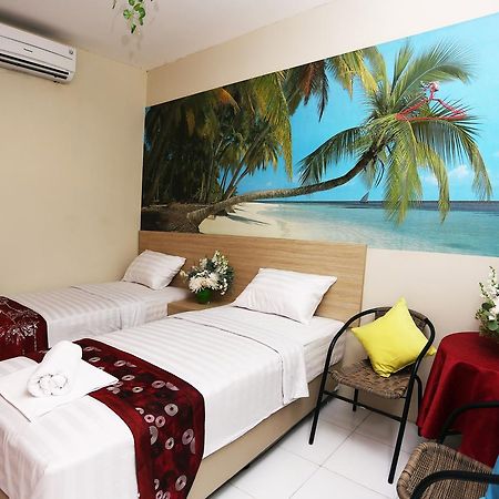 C.Stone Hotel Surabaya Luaran gambar