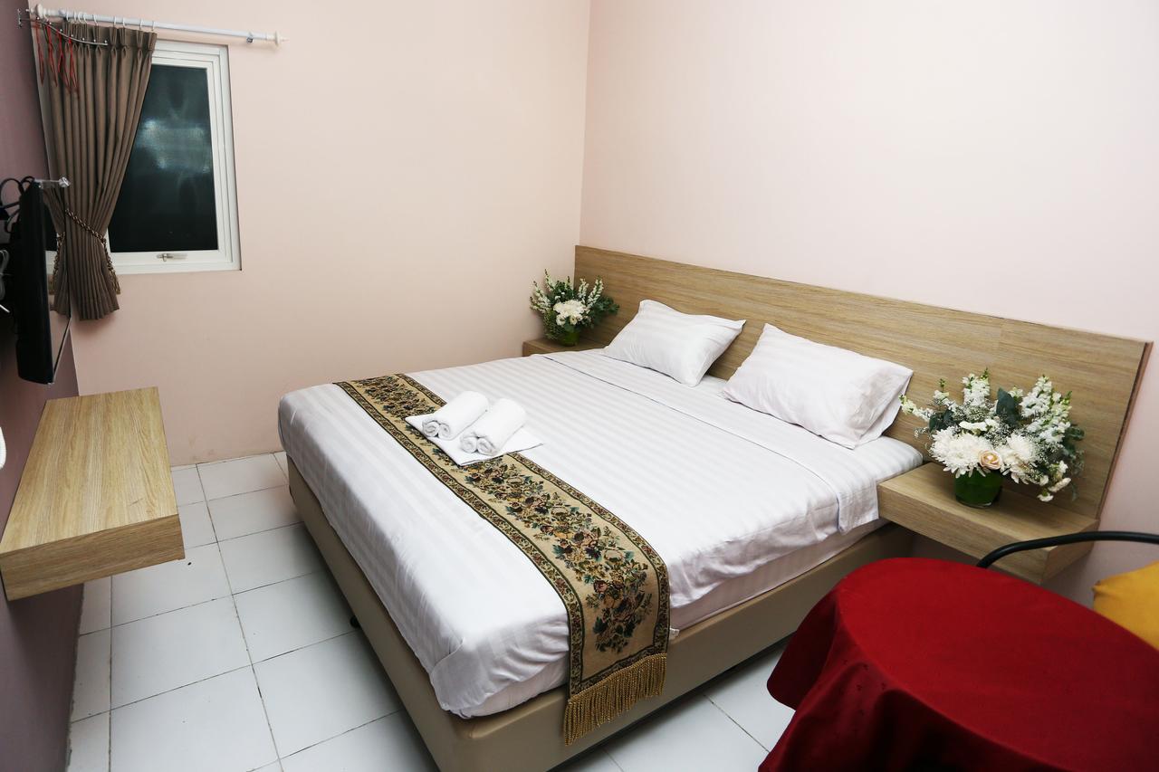 C.Stone Hotel Surabaya Luaran gambar